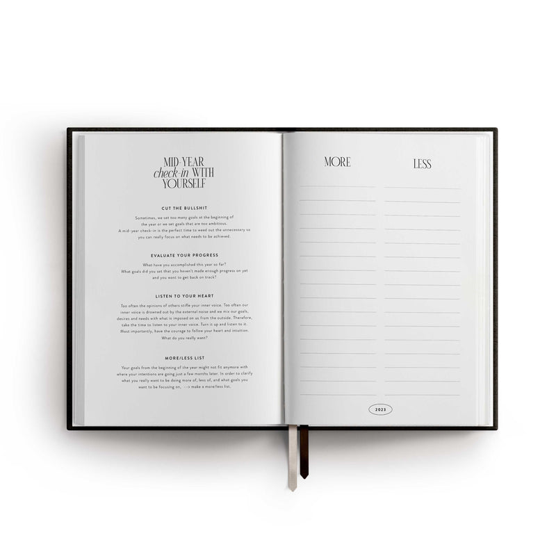 Kalender 2023 | A5, schwarz/gold